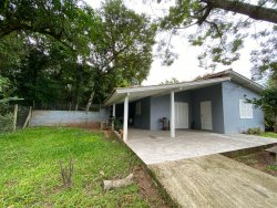 Sítio com 2,5 hectares no bairro Lomba Grande 