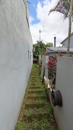 Casa com 02 dormitórios, sendo 01 suíte no bairro Jardim Mauá  