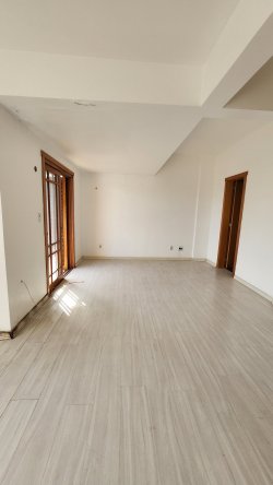 Cobertura duplex com 02 dormitórios com suíte no Residencial Monte Sinai 