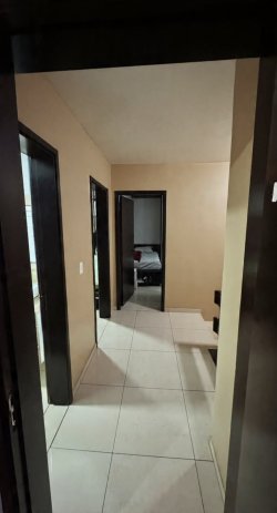Casa com 05 dormitórios, sendo 02 suítes no bairro Jardim Mauá 