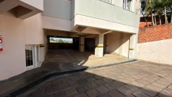 Apartamento com 03 dormitórios no Edifício Agatha 