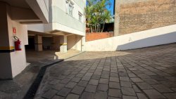 Apartamento com 03 dormitórios no Edifício Agatha 