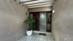 Apartamento com 03 dormitórios no Edifício Agatha 