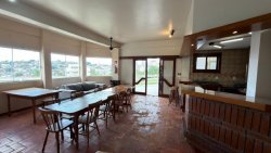 Apartamento com 03 dormitórios no Edifício Agatha 