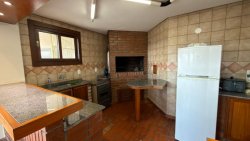 Apartamento com 03 dormitórios no Edifício Agatha 