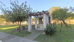 Apartamento com 02 dormitórios no Residencial Villa Germânica 