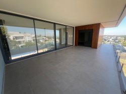 Casa com 04 dormitórios no Residencial Horizon 
