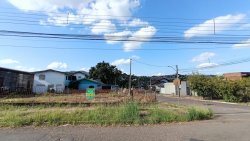 Terreno de esquina com 432,65m² no bairro São Jorge 