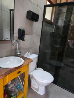 Sítio com 4,00 hectares e 03 açudes no bairro Lomba Grande  