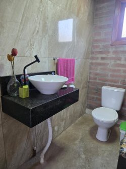 Sítio com 4,00 hectares e 03 açudes no bairro Lomba Grande  