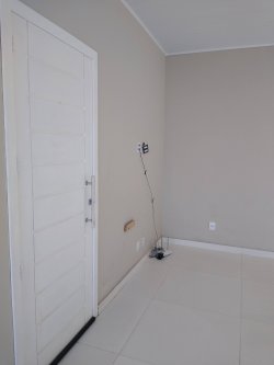Casa com 02 dormitórios no bairro Capão Novo 