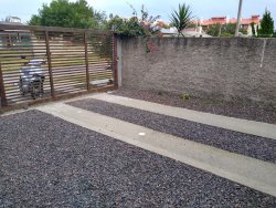 Casa com 02 dormitórios no bairro Capão Novo 