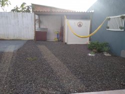 Casa com 02 dormitórios no bairro Capão Novo 