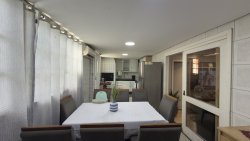 Casa com 02 dormitórios no bairro Lomba Grande 