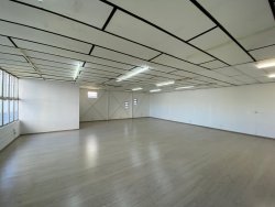 Sala comercial para locação no bairro Ideal 