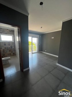 Casa com 03 dormitórios no bairro Jardim das Acácias 