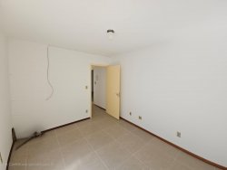 Apartamento com 02 dormitórios Residencial Cristina II 