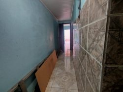 Casa com 04 dormitórios no bairro Jardim Mauá 