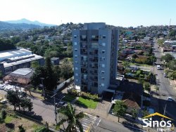 Apartamento com 02 dormitórios, sendo 01 dormitório transformado em closet no Residencial Bento Gonçalves 