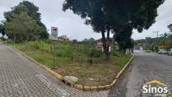 Terreno de esquina com 360,80m² no bairro Santo Afonso 