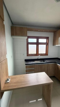 Casa plana com 03 dormitórios no bairro Arroio da Manteiga 