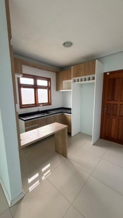 Casa plana com 03 dormitórios no bairro Arroio da Manteiga 