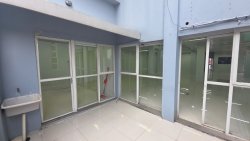 Sala comercial com 326m² no bairro Hamburgo Velho 