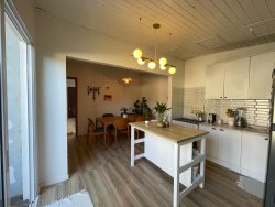 Casa com 02 dormitórios em Lomba Grande  
