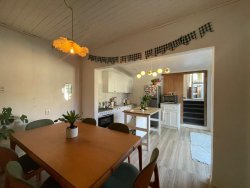 Casa com 02 dormitórios em Lomba Grande  
