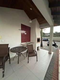 Apartamento com 02 dormitórios no Condomínio Spázio Porto das Palmeiras 