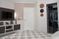 Casa com 03 dormitórios no bairro Ideal 