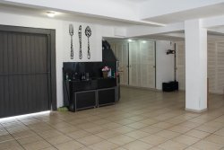 Casa com 03 dormitórios no bairro Ideal 