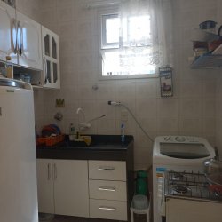 Apartamento com 01 dormitório no Centro  