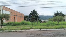 Terreno com 358,03m² no bairro Operário  