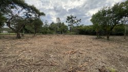 Terreno comercial com 2.034,95m² no bairro Lomba Grande  
