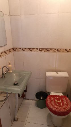 Casa com 03 dormitórios, sendo 01 suíte no bairro Rondônia  