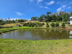 Sítio com 7.000m² no bairro Lomba Grande 