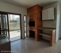 Casa com 04 dormitórios no Bairro Operário  