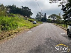 Terreno com 528,85m² no bairro Lomba Grande 