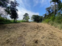 Terreno com 528,85m² no bairro Lomba Grande 
