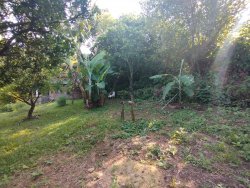 Terreno com construção no bairro Santo Afonso 