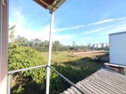 Casa com 03 dormitórios no bairro Canudos 