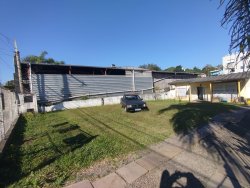Casa com 02 dormitórios no bairro Boa Vista 