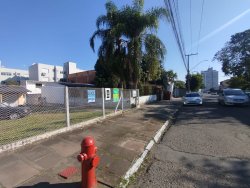 Casa com 02 dormitórios no bairro Boa Vista 