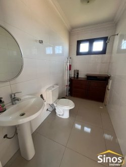 Apartamento com 03 dormitórios, sendo 01 suíte no Edifício Monte Alverne  