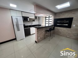 Apartamento com 03 dormitórios, sendo 01 suíte no Edifício Monte Alverne  