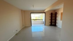 Apartamento com 03 dormitórios, sendo 01 suíte no Edifício Monte Alverne  