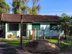 Chácara com 2,8 hectares na área central da Lomba Grande 