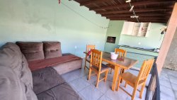 Casa de 03 dormitórios no bairro Imigrante Norte 