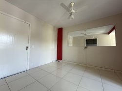 Apartamento de 01 dormitório no Edifício Dom Pedro I  